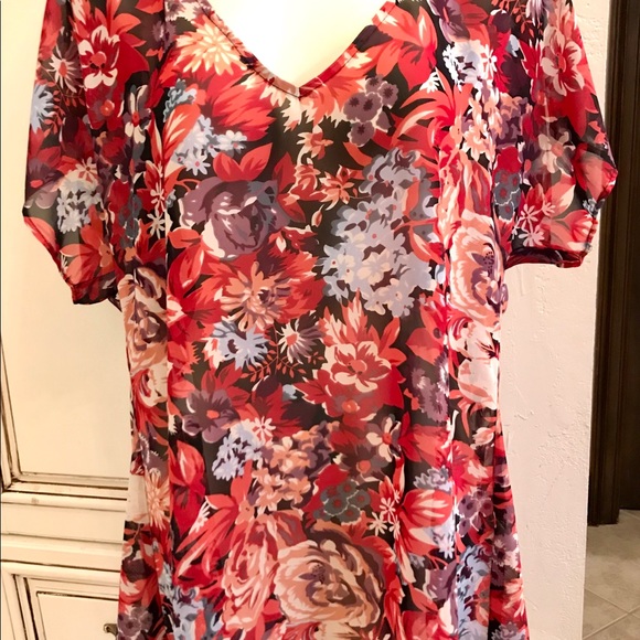 Gorgeous! 🌺 Floral Show Me Your Mumu Top 🌹 - Picture 5 of 7